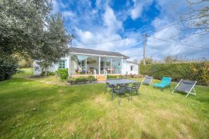 Charmante maison de plain pied - 700m des plages