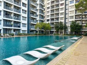Cozy Suria Residence, Bukit Jelutong