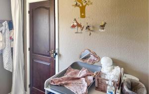 3 Bedroom Awesome Home In Kalundborg