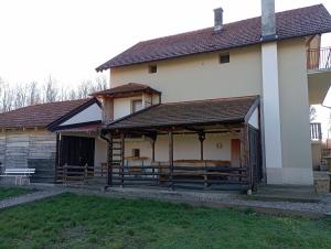 Seosko domacinstvo Spasic