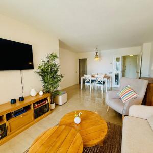 455 SAgaro vista al Mar Montecarlo jardín priv