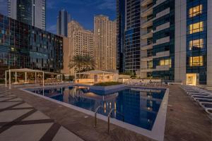Spacious Central Marina Home