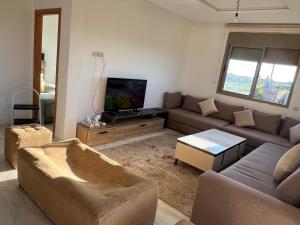 Peaceful farm with panoramic views and terraces