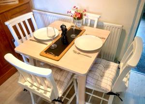 18th Century Cosy Cottage near Stratford Upon Avon