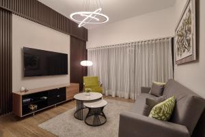 ®{The~Refa’s~Suite} @Downtown SDQ PoolGym