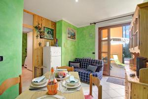 Holiday Sun Puegnago | Terrace & Pool - Happy Rentals