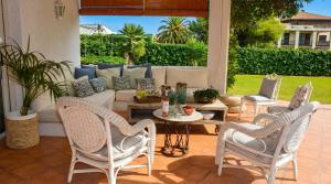 Villa Abu Lita 3 minutos andando playa Renovada Piscina y Jardin XXL Autentico lujo