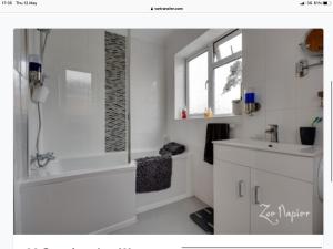 Pilgrim lets seaview