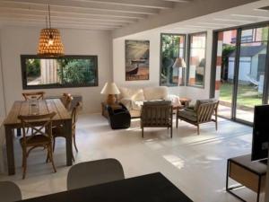 Charmante maison moderne 4 chambres et jardin