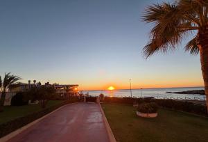 Stylish Frontline Punta Prima Suite with Sea Views