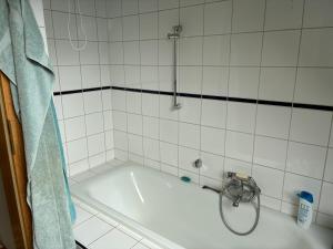 Beim Schlangenkönig