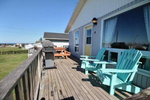 Cavendish Bosom Buddies Cottage Resort