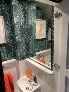 Great location, close to city centre