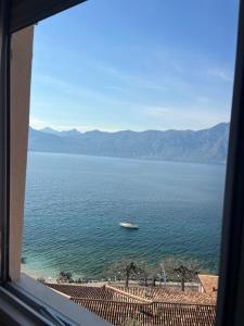 Il Balcone sul Garda chic apartment 130 mq