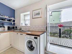 1 Bed in Aberaeron oc-49261