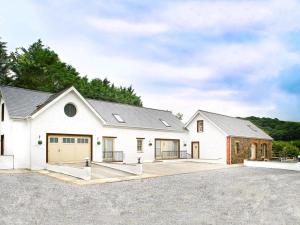 3 Bed in Narberth oc-36798