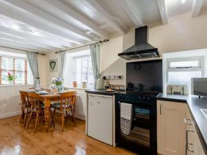 2 Bed in Tywyn oc-83956