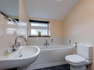 2 Bed in Tywyn oc-83956
