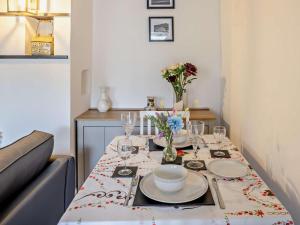1 Bed in Llangollen oc-91040