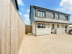 2 Bed in Haverfordwest oc-92137