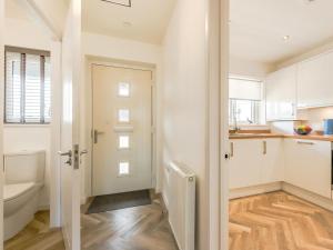 2 Bed in Haverfordwest oc-92137