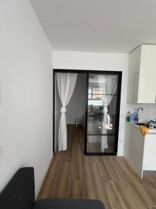 BERNABEU C.UNIVERSITARIA APARTMENTS