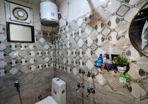 Dwarka 2bhk Inn