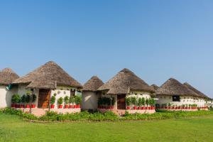 Forest Mud Villas