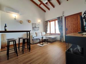 Bungalow con piscina, jardín y BBQ a pasos del mar