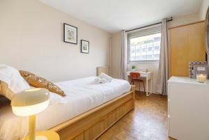 FurtiveStay - La Défense - Damiers