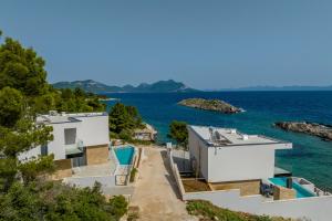 Villas Mare & Luce - Beachfront Complex