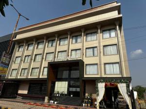 Hotel Avnish Near To Tajmahal