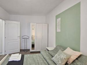 Hey! Central Apartment
