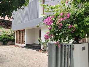 Chilla - 4 Bedroom Villa by Feel Home Kochi