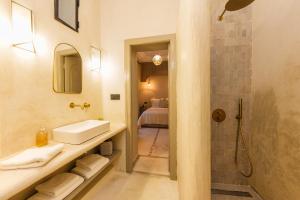 Riad XO