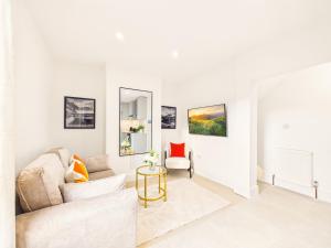 NEW Artisan Flat by Signature Stays - Modern - Spacious