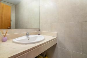 Elegant Holiday Home with Pool and Terrace Marbella Area