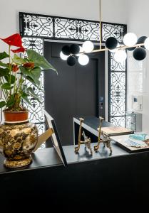 Lord Byron Luxury Suites