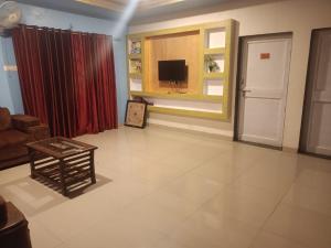 s r s VILLA