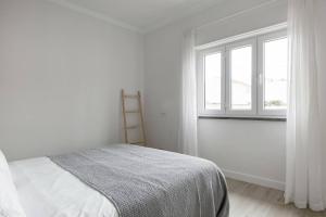Cozy apartment with terrace - 20 min to Lisbon