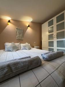 Carlsons 1BR 200m Gondola Home2Host