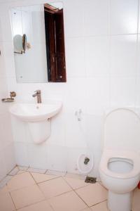 Charming Zanzibar City Apartment Comfort, Convenience, and Culture