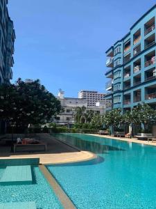 T W Jomtien Beach Resort