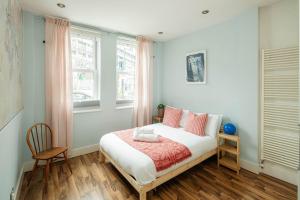 2BR Flat for 4 by Hampstead Heath