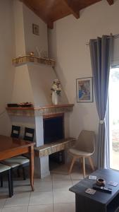 Το Χαρούμενο Σπίτι Στο Λιβαδι