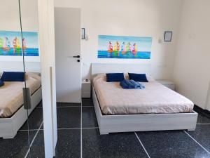 Apartment overlooking Genova