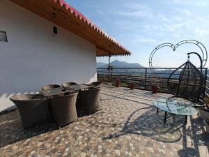 Bhimtal Treat Resort by Prospertiy Gateways