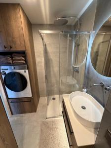 JAVA ESTATE apartment