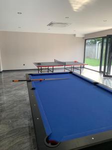 Modern, Pool with slide,150m to beach