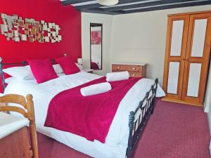 Rose Cottage-B5810